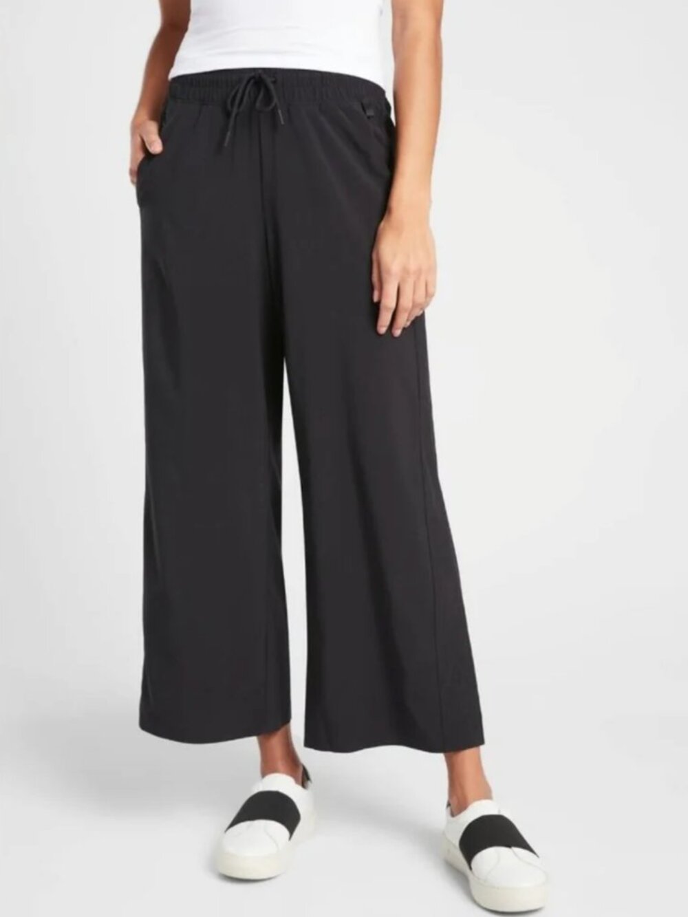 Athleta Black Lightweight Crop Wide Leg Pull On Pants 2